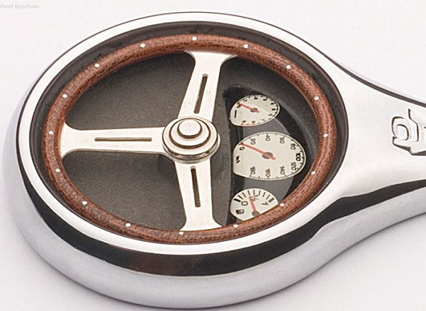 AutoArt Classic Steering Wheel Keychain